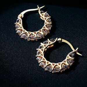 New 18k gold platwd Diamond Hoop Earrings